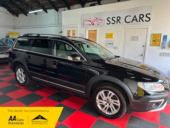 Used Volvo XC70 2015 for sale - 75878078: Photo