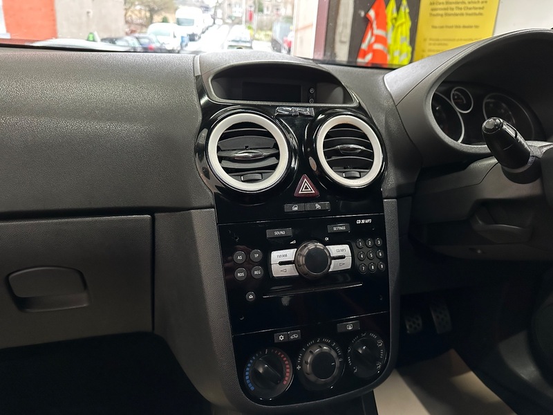 Used Vauxhall Corsa 2011 for sale - 77107321: Photo 16