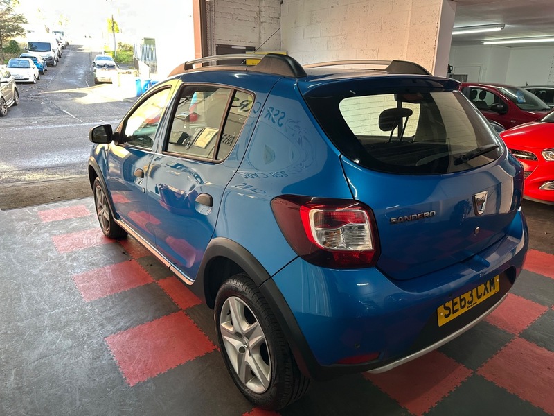 Used Dacia Sandero Stepway 2014 for sale - 76712198: Photo 4
