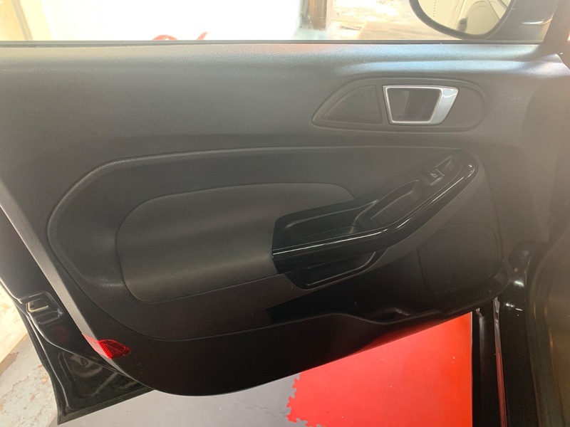 Used Ford Fiesta 2013 for sale - 76631126: Photo 15