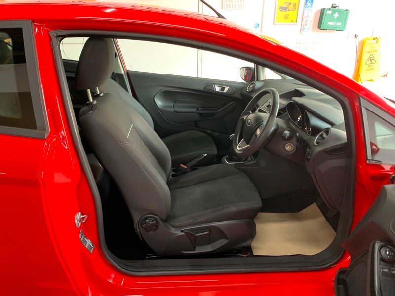 Used Ford Fiesta 2014 for sale - 76081496: Photo 20