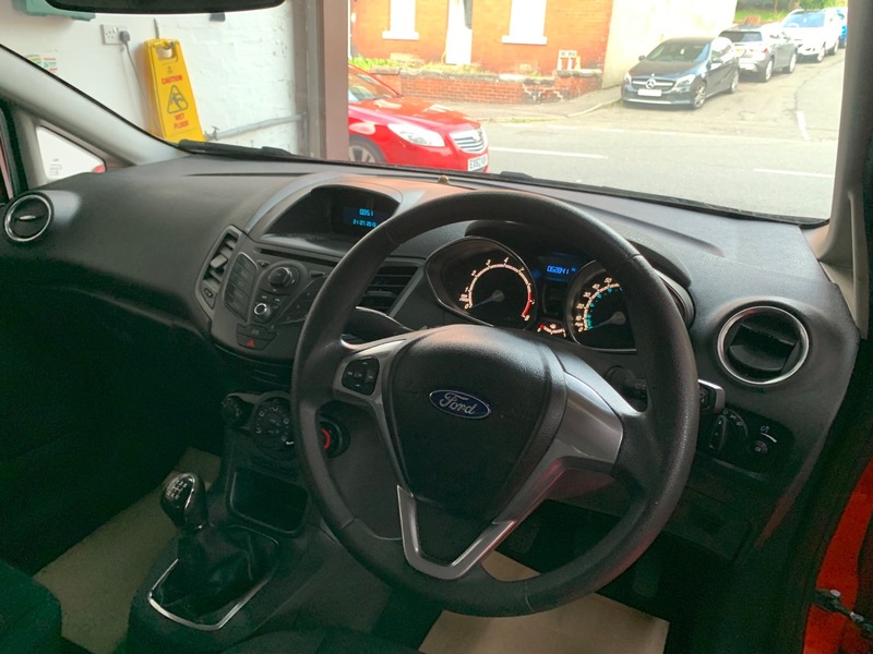 Used Ford Fiesta 2014 for sale - 76081496: Photo 21