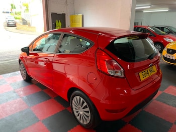 Used Ford Fiesta 2014 for sale - 76081496: Photo 4