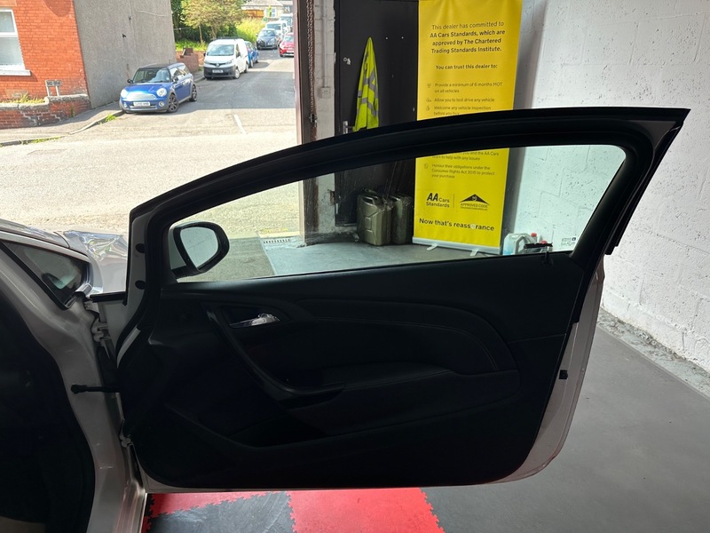 Used Vauxhall Astra GTC 2016 for sale - 77020508: Photo 21