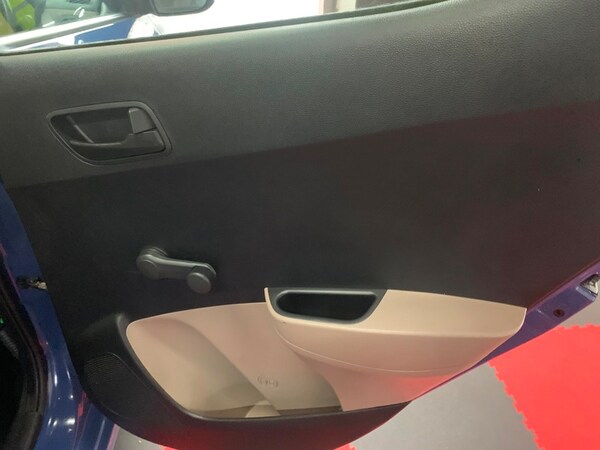 Used Hyundai i10 2016 for sale - 76163758: Photo 20