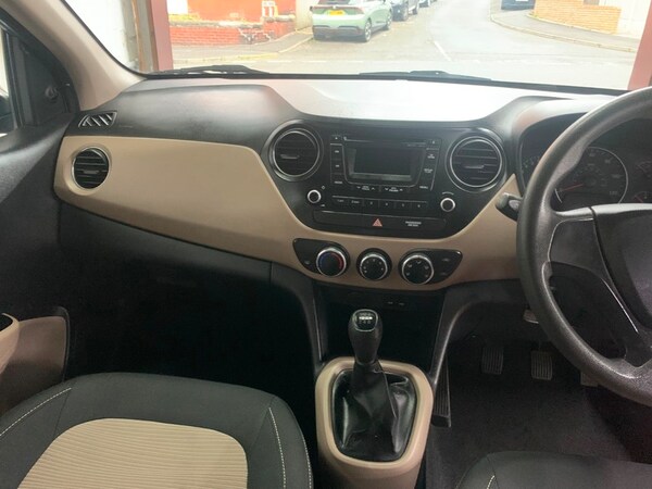 Used Hyundai i10 2016 for sale - 76163758: Photo 24