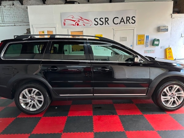 Used Volvo XC70 2015 for sale - 76250250: Photo 5