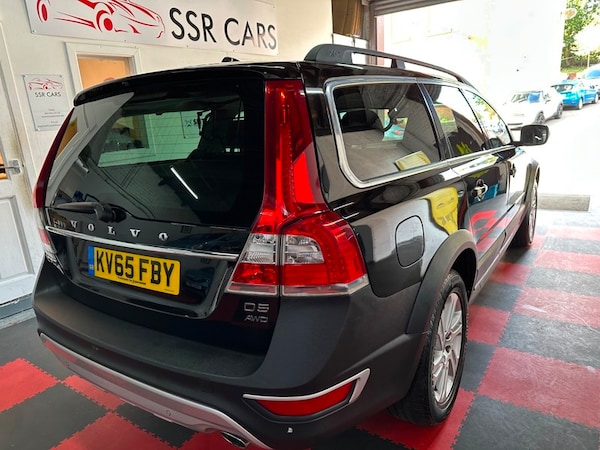 Used Volvo XC70 2015 for sale - 76250250: Photo 6