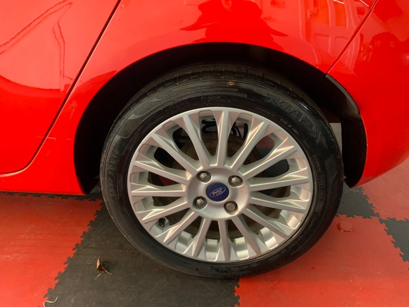 Used Ford Fiesta 2013 for sale - 76605331: Photo 12