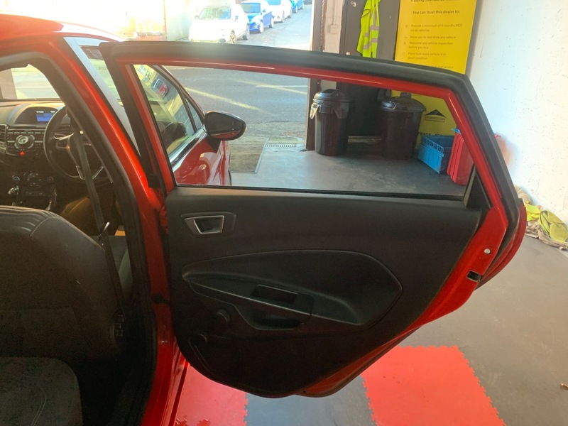 Used Ford Fiesta 2013 for sale - 76605331: Photo 21