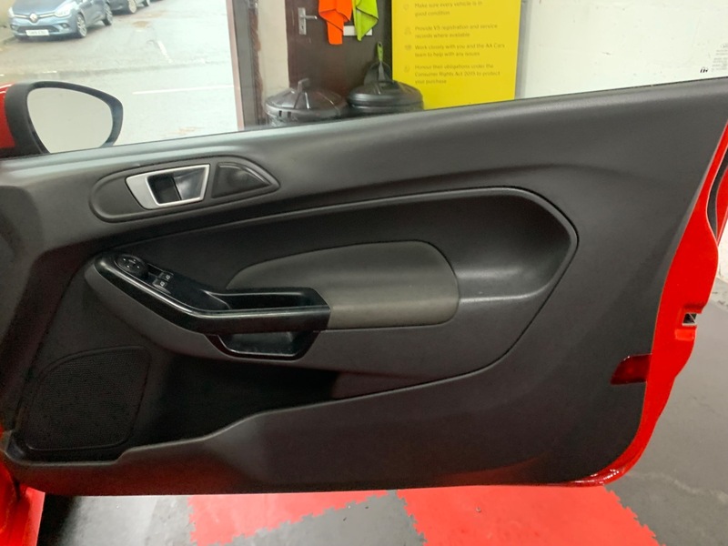 Used Ford Fiesta 2017 for sale - 76884563: Photo 15