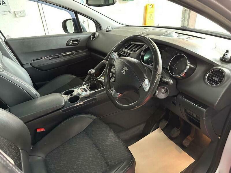 Used Peugeot 3008 2014 for sale - 76605378: Photo 25