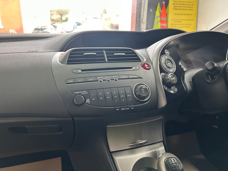 Used Honda Civic 2009 for sale - 77622144: Photo 14