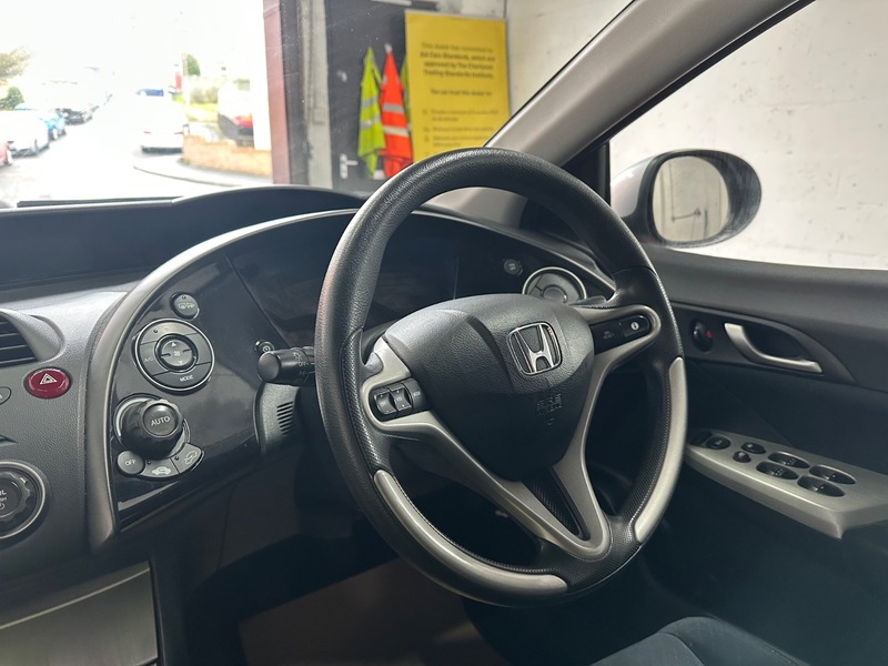 Used Honda Civic 2009 for sale - 77622144: Photo 16