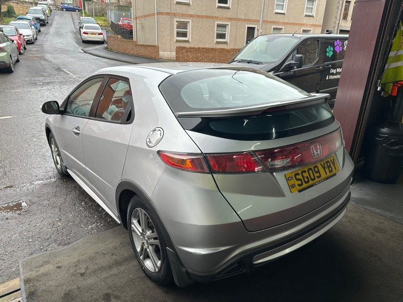 Used Honda Civic 2009 for sale - 77622144: Photo 29