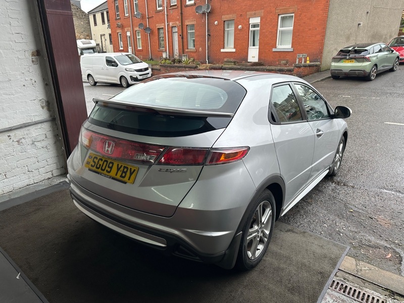 Used Honda Civic 2009 for sale - 77622144: Photo 31