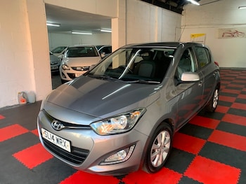 Used Hyundai i20 2014 for sale - 75802742: Photo