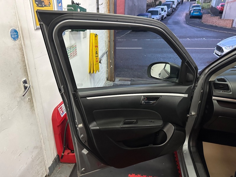 Used Suzuki Swift 2013 for sale - 76910799: Photo 13