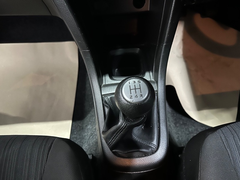 Used Suzuki Swift 2013 for sale - 76910799: Photo 16