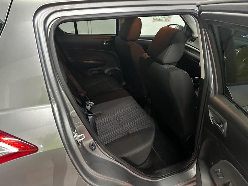 Used Suzuki Swift 2013 for sale - 76910799: Photo 22