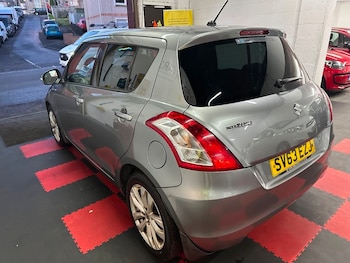 Used Suzuki Swift 2013 for sale - 76910799: Photo