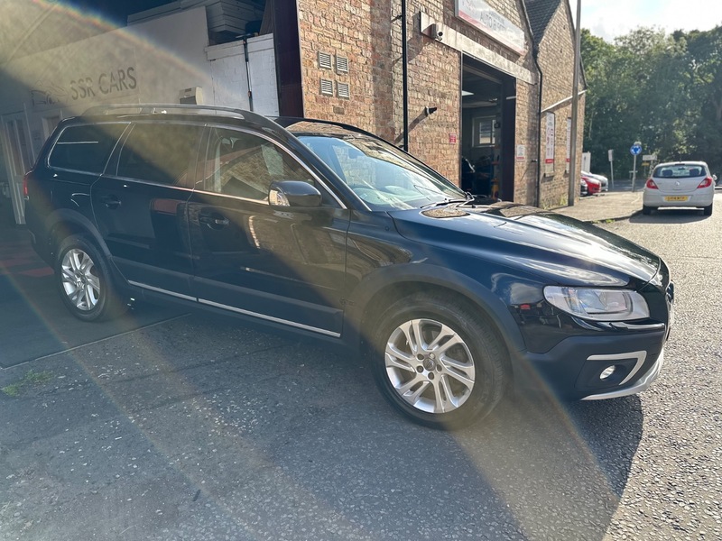 Used Volvo XC70 2015 for sale - 76133109: Photo 35