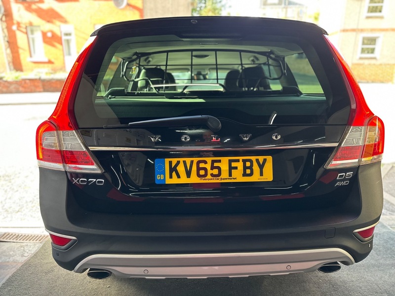 Used Volvo XC70 2015 for sale - 76133109: Photo 45