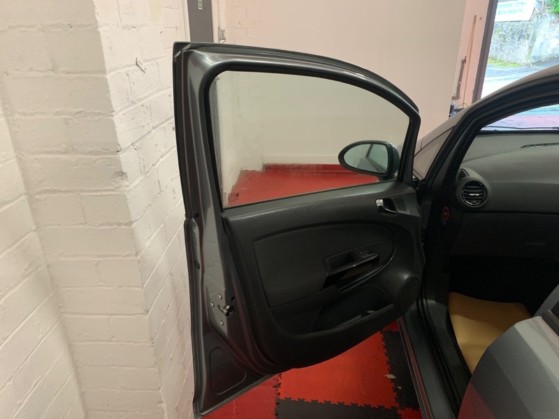 Used Vauxhall Corsa 2014 for sale - 76386930: Photo 13