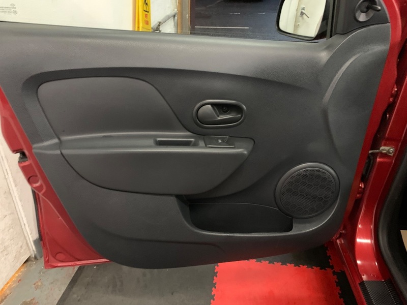 Used Dacia Sandero 2017 for sale - 77107343: Photo 15