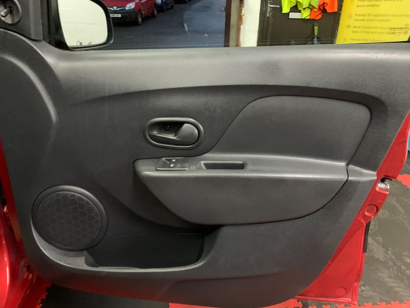 Used Dacia Sandero 2017 for sale - 77107343: Photo 20