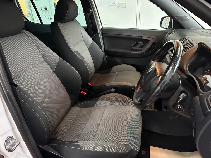Used Skoda Fabia 2012 for sale - 76106397: Photo 27