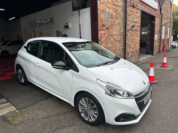 Used Peugeot 208 2015 for sale - 76292263: Photo 21
