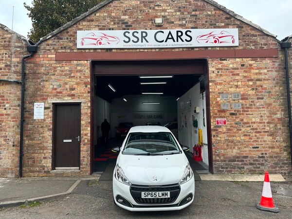 Used Peugeot 208 2015 for sale - 76292263: Photo 22