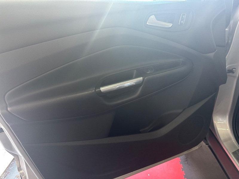 Used Ford Kuga 2014 for sale - 76093089: Photo 14