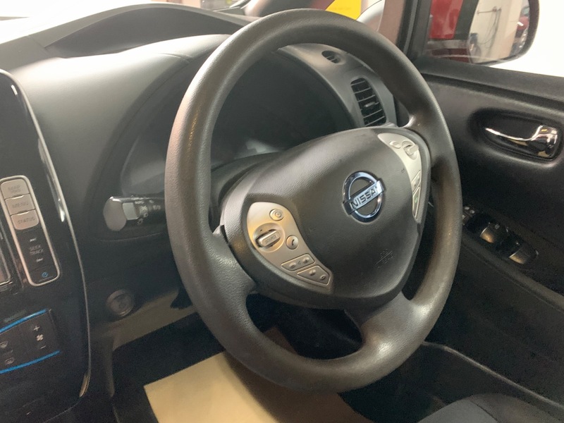 Used Nissan Leaf 2014 for sale - 77547963: Photo 16