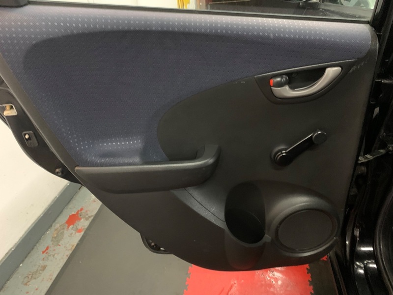 Used Honda Jazz 2010 for sale - 76740896: Photo 17