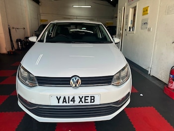 Used Volkswagen Polo 2014 for sale - 78997150: Photo
