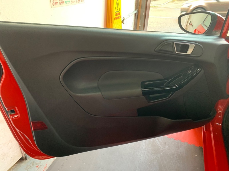 Used Ford Fiesta 2014 for sale - 76386931: Photo 16