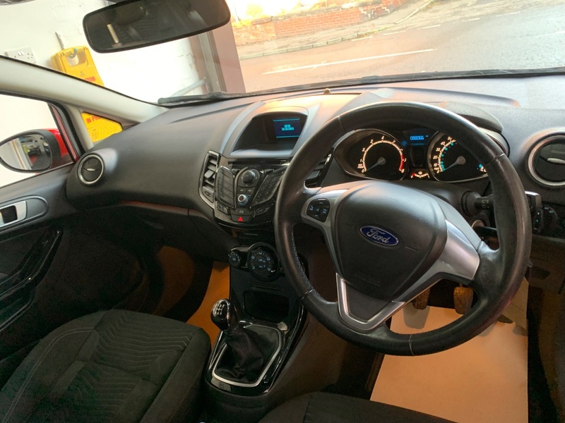 Used Ford Fiesta 2014 for sale - 76386931: Photo 26