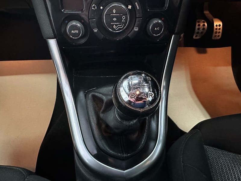 Used Peugeot 308 2012 for sale - 77535623: Photo 16