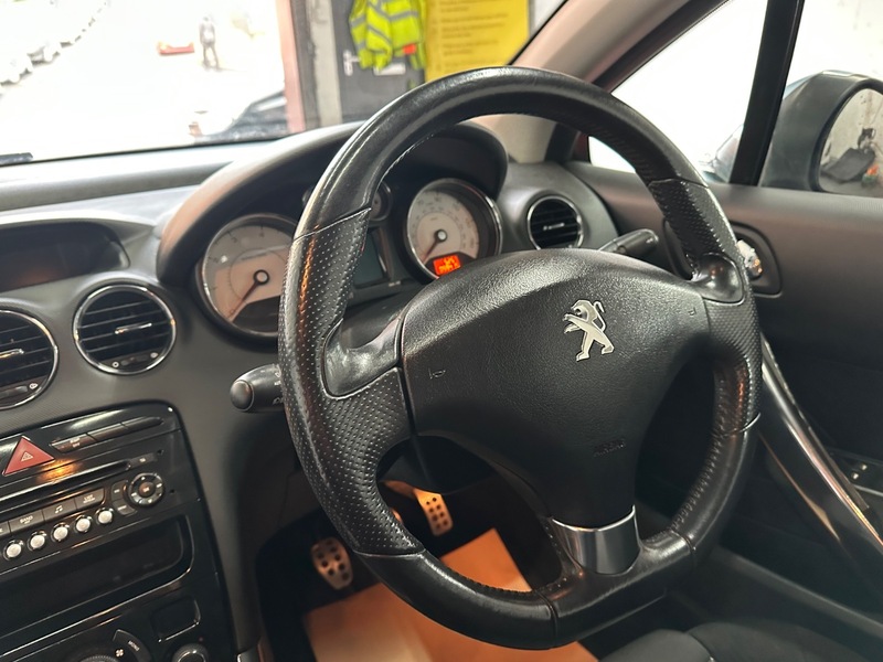 Used Peugeot 308 2012 for sale - 77535623: Photo 17