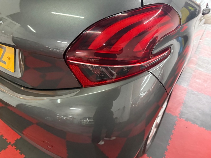 Used Peugeot 208 2018 for sale - 76583012: Photo 12