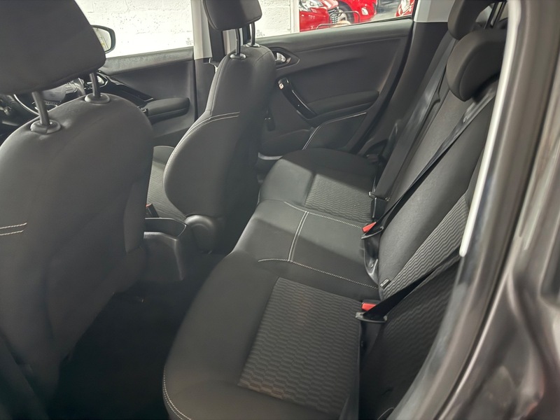 Used Peugeot 208 2018 for sale - 76583012: Photo 23