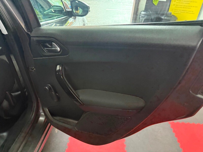 Used Peugeot 208 2018 for sale - 76583012: Photo 25