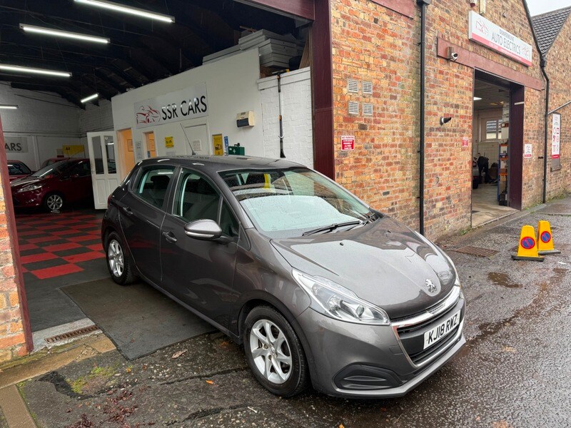 Used Peugeot 208 2018 for sale - 76583012: Photo 30