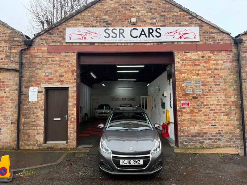 Used Peugeot 208 2018 for sale - 76583012: Photo 31