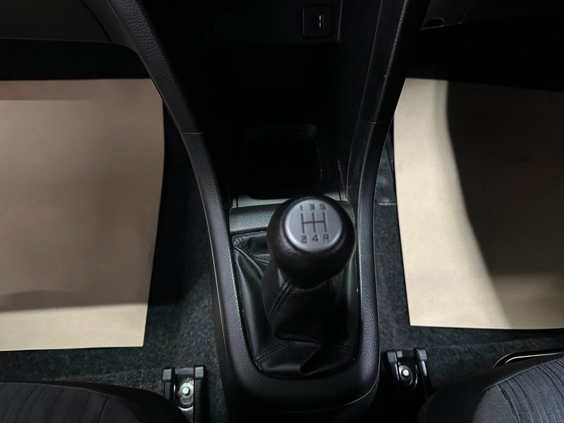 Used Suzuki Swift 2013 for sale - 77342356: Photo 16