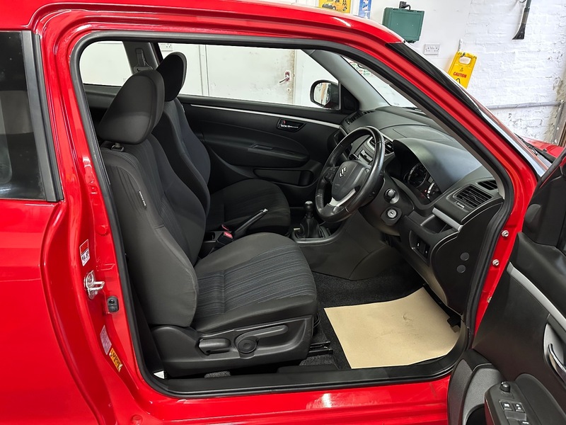 Used Suzuki Swift 2013 for sale - 77342356: Photo 21
