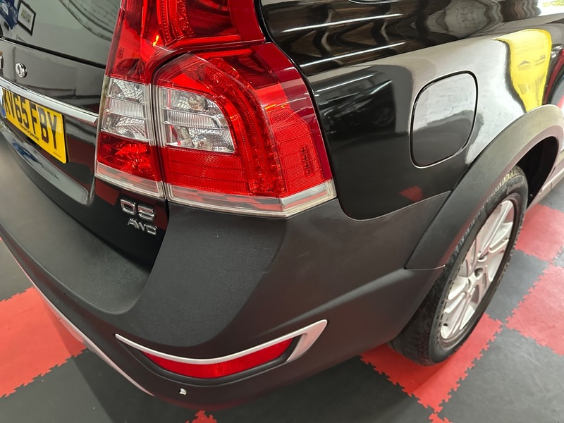 Used Volvo XC70 2015 for sale - 77027732: Photo 11