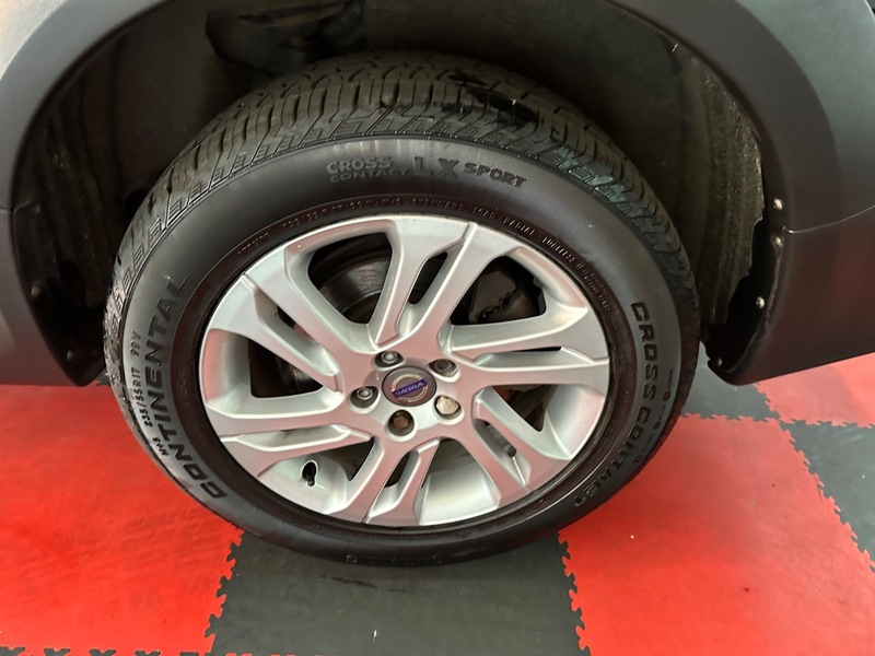 Used Volvo XC70 2015 for sale - 77027732: Photo 19